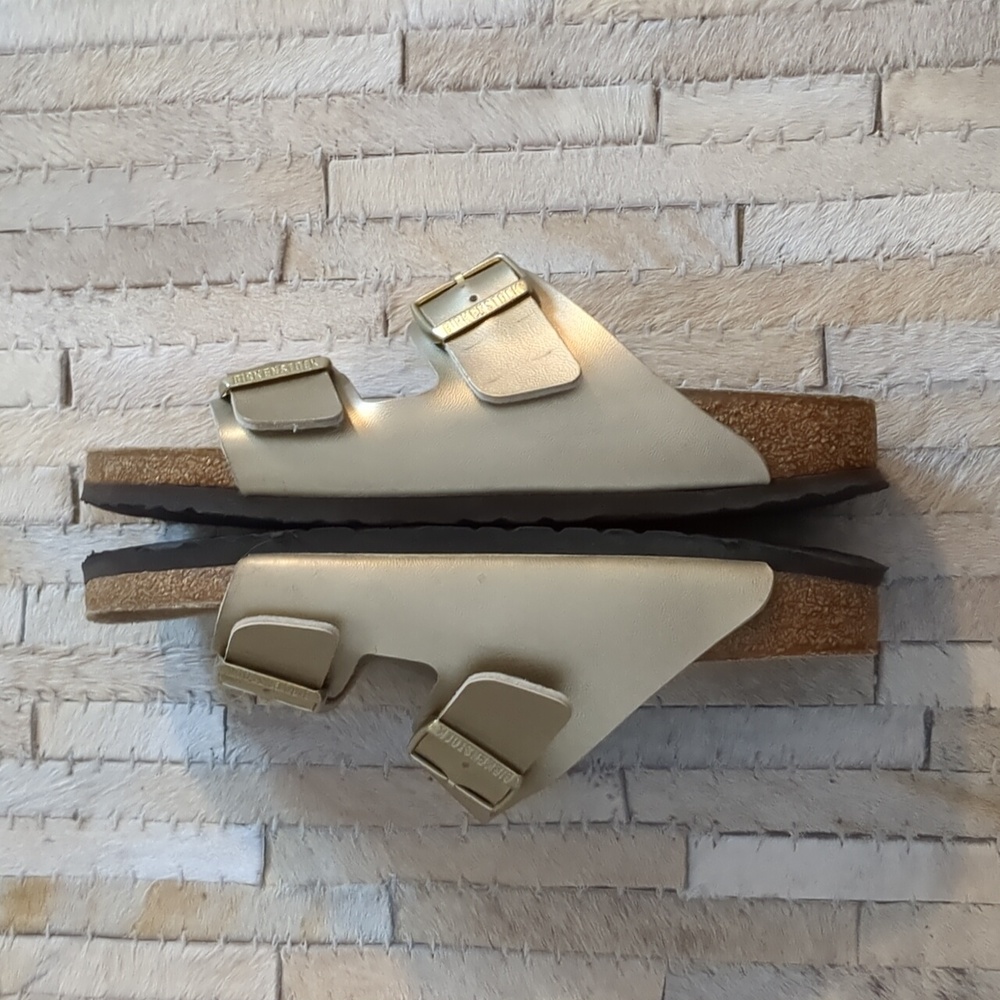 Birkenstock Women's Arizona Gold Sandals - Picture 6 of 8